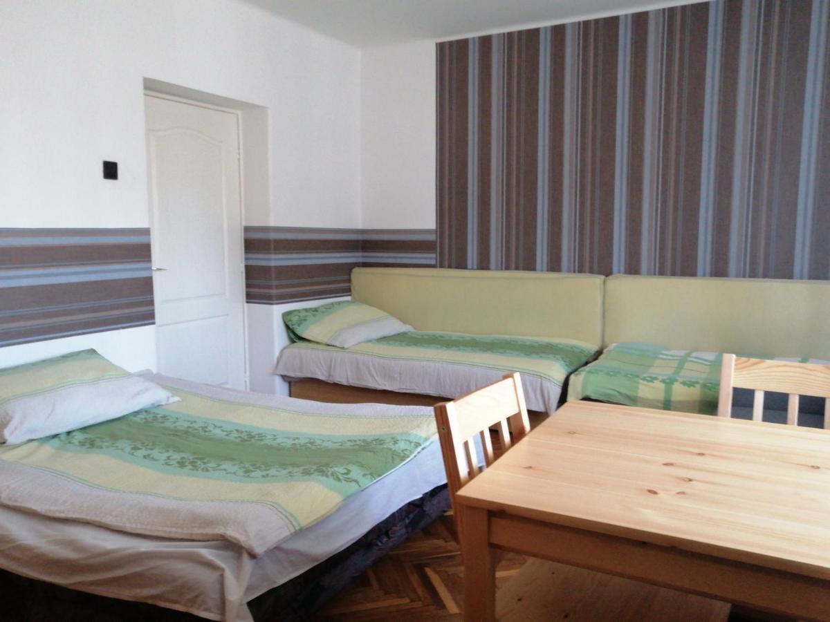 Belvarosi Vendeghaz Miskolc Eksteriør bilde