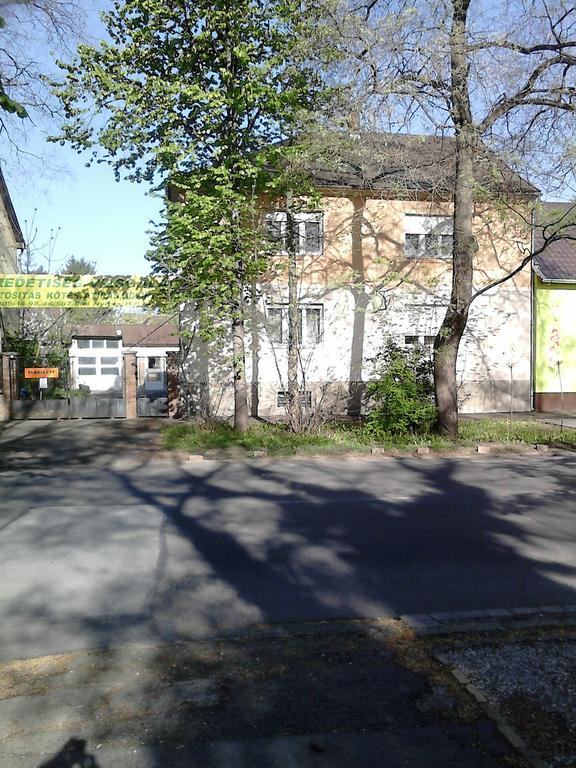 Belvarosi Vendeghaz Miskolc Eksteriør bilde